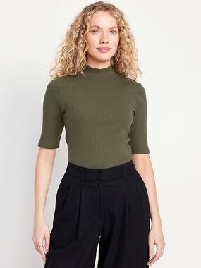 Old Navy Ribbed Mock Neck Tee in Olive